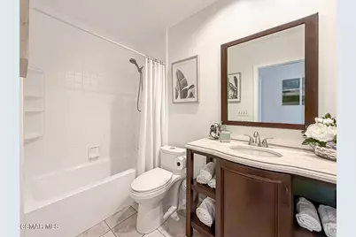 176 W Gainsborough Road, Thousand Oaks, CA 91360 - Photo 14