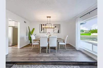 176 W Gainsborough Road, Thousand Oaks, CA 91360 - Photo 30