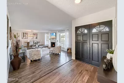 176 W Gainsborough Road, Thousand Oaks, CA 91360 - Photo 32