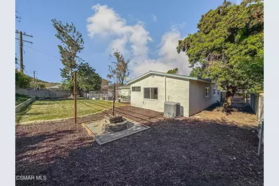 176 W Gainsborough Road, Thousand Oaks, CA 91360 - Photo 26