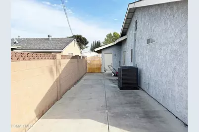 977 Gibson Avenue, Simi Valley, CA 93065 - Photo 6