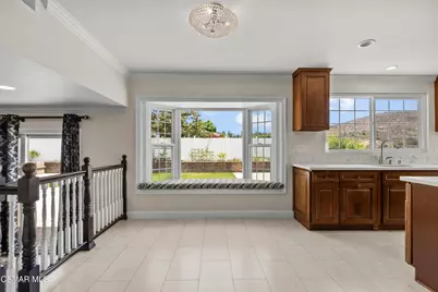 334 W Avenida De Las Flores, Thousand Oaks, CA 91360 - Photo 22