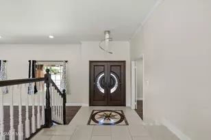 334 W Avenida De Las Flores, Thousand Oaks, CA 91360 - Photo 8