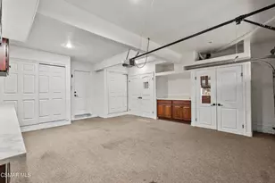 334 W Avenida De Las Flores, Thousand Oaks, CA 91360 - Photo 42