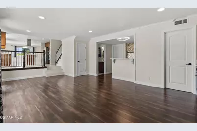 334 W Avenida De Las Flores, Thousand Oaks, CA 91360 - Photo 28