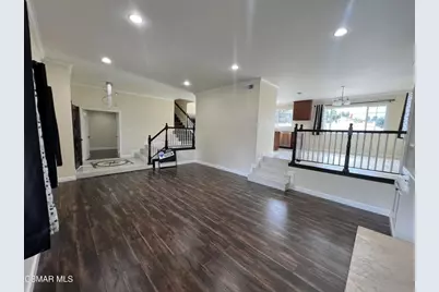 334 W Avenida De Las Flores, Thousand Oaks, CA 91360 - Photo 6