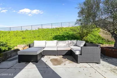 675 Whispering Oaks Place, Newbury Park, CA 91320 - Photo 50