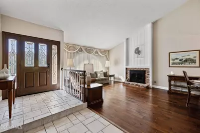 675 Whispering Oaks Place, Newbury Park, CA 91320 - Photo 6