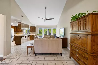 675 Whispering Oaks Place, Newbury Park, CA 91320 - Photo 20