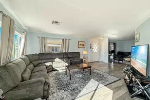 27361 Sierra Hwy, Canyon Country, CA 91351 - Photo 12