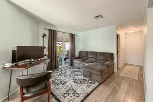 27361 Sierra Hwy, Canyon Country, CA 91351 - Photo 14