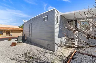 72 Suzanne Ct, Newbury Park, CA 91320 - Photo 28
