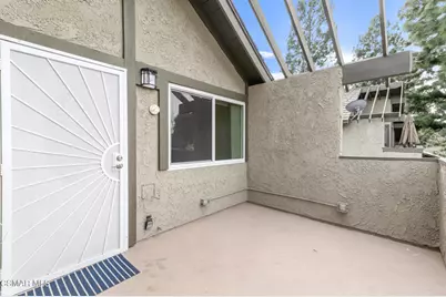 458 Serento Circle, Thousand Oaks, CA 91360 - Photo 2