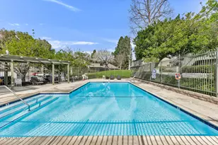 458 Serento Cir, Thousand Oaks, CA 91360 - Photo 26