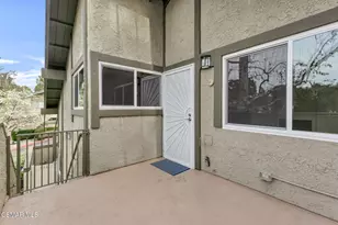 458 Serento Cir, Thousand Oaks, CA 91360 - Photo 4