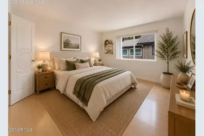458 Serento Circle, Thousand Oaks, CA 91360 - Photo 12