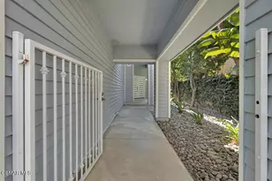 11916 Honeybrook Ct, Moorpark, CA 93021 - Photo 8