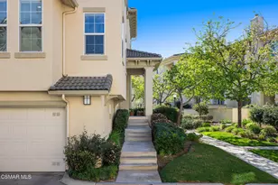 1240 Bayside Ln, Oxnard, CA 93035 - Photo 2