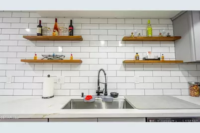 561 Spring Road #43, Moorpark, CA 93021 - Photo 6