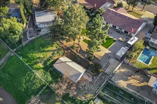 1379 Nonchalant Dr, Simi Valley, CA 93065 - Photo 56