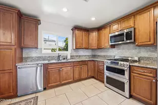 11017 Tiara St, North Hollywood, CA 91601 - Photo 14