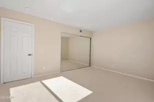 454 Savona Way, Oak Park, CA 91377 - Photo 36