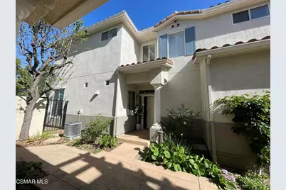 11841 Barletta Place, Moorpark, CA 93021 - Photo 2