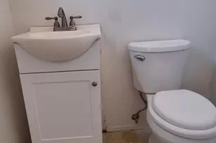 209 Delaware Dr, Ventura, CA 93001 - Photo 8