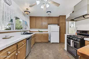 22923 Keswick St, Canoga Park, CA 91304 - Photo 14