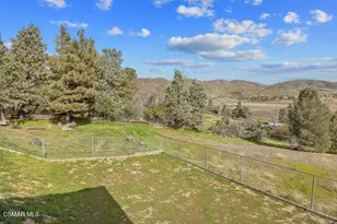 39860 86th St, Leona Valley, CA 93551 - Photo 16