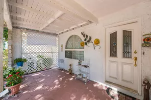 18049 Burbank Blvd, Encino, CA 91316 - Photo 10