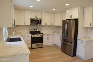 5563 Micaela Dr, Agoura Hills, CA 91301 - Photo 8