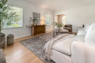 8419 Vicksburg Ave, Los Angeles, CA 90045 - Photo 6