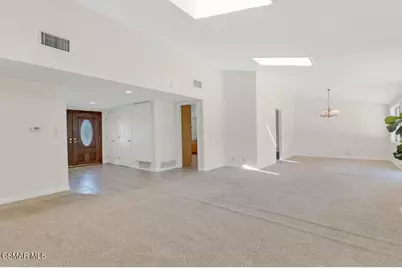 1016 Saxon Place, Thousand Oaks, CA 91360 - Photo 8