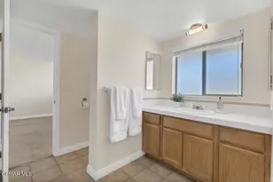 1016 Saxon Pl, Thousand Oaks, CA 91360 - Photo 24