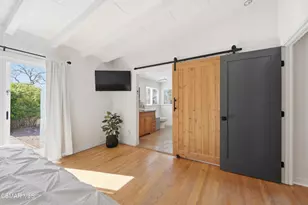 1289 El Monte Dr, Thousand Oaks, CA 91362 - Photo 22