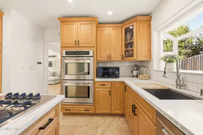 1289 El Monte Drive, Thousand Oaks, CA 91362 - Photo 20