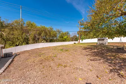 1289 El Monte Drive, Thousand Oaks, CA 91362 - Photo 40