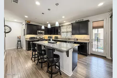 26707 Lexington Lane, Saugus, CA 91350 - Photo 14