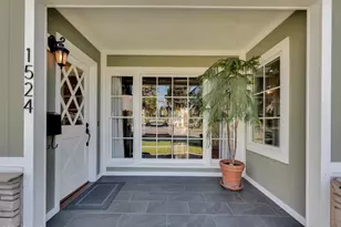 1524 W Riverside Dr, Burbank, CA 91506 - Photo 8