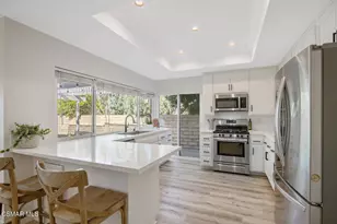 3007 E Sierra Dr, Westlake Village, CA 91362 - Photo 14