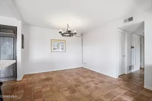 2909 Blue Spruce Cir, Thousand Oaks, CA 91360 - Photo 10