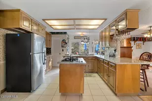 1278 Rambling Rd, Simi Valley, CA 93065 - Photo 10