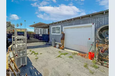 954 Thompson Boulevard, Ventura, CA 93001 - Photo 48