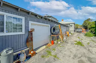 954 Thompson Blvd, Ventura, CA 93001 - Photo 50