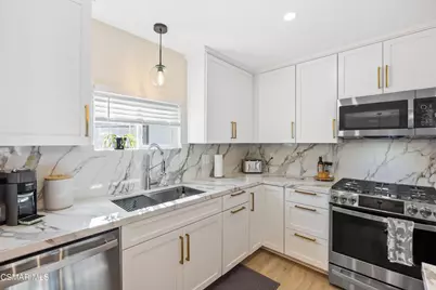120 Apache Avenue #103, Thousand Oaks, CA 91362 - Photo 22