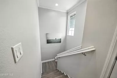 586 Pioneer Street, Camarillo, CA 93010 - Photo 12