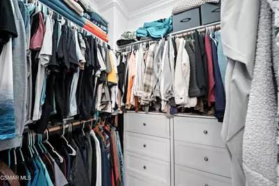 586 Pioneer Street, Camarillo, CA 93010 - Photo 8