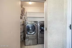 5744 Oak Bend Ln, Oak Park, CA 91377 - Photo 20