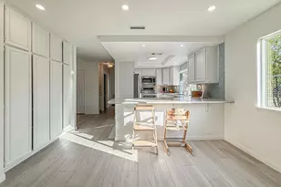 221 Hazelridge Ct, Simi Valley, CA 93065 - Photo 16